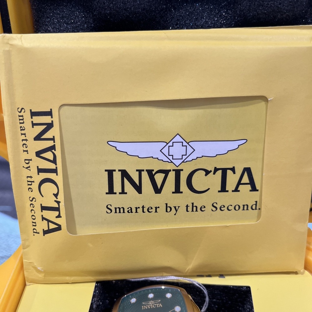 Invicta Lupah Model 50797 - Ladies Watch Quartz Special Edition Green W/Box - Picture 7 of 7